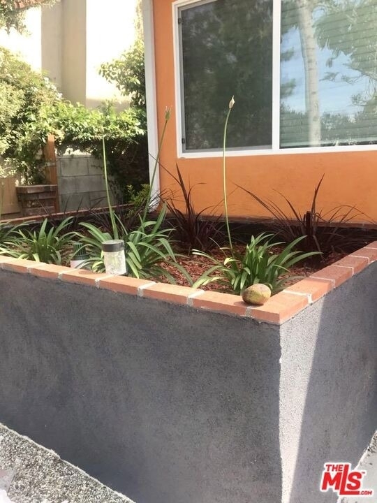8620 Melvil Street - Photo 20