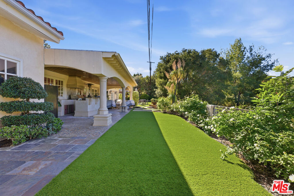 4305 Coquette Place - Photo 33