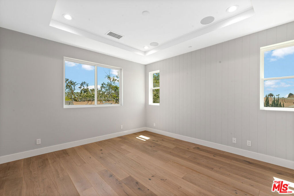 4120 Coolidge Avenue - Photo 7