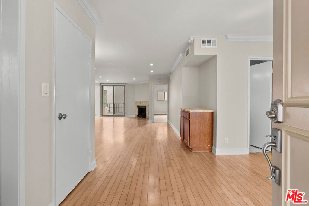 1000 S Westgate Avenue - Photo 2