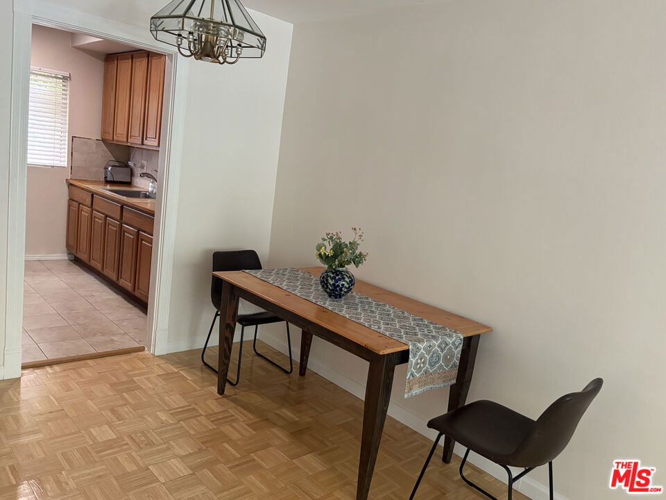 828 Lincoln Boulevard - Photo 6