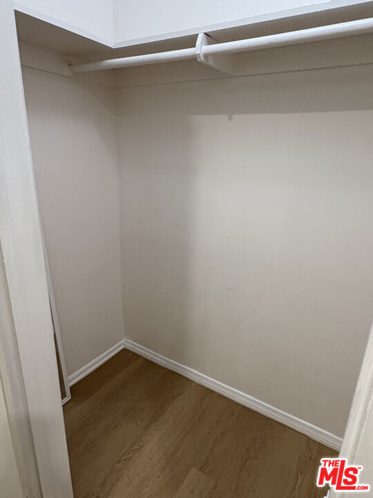 828 Lincoln Boulevard - Photo 9