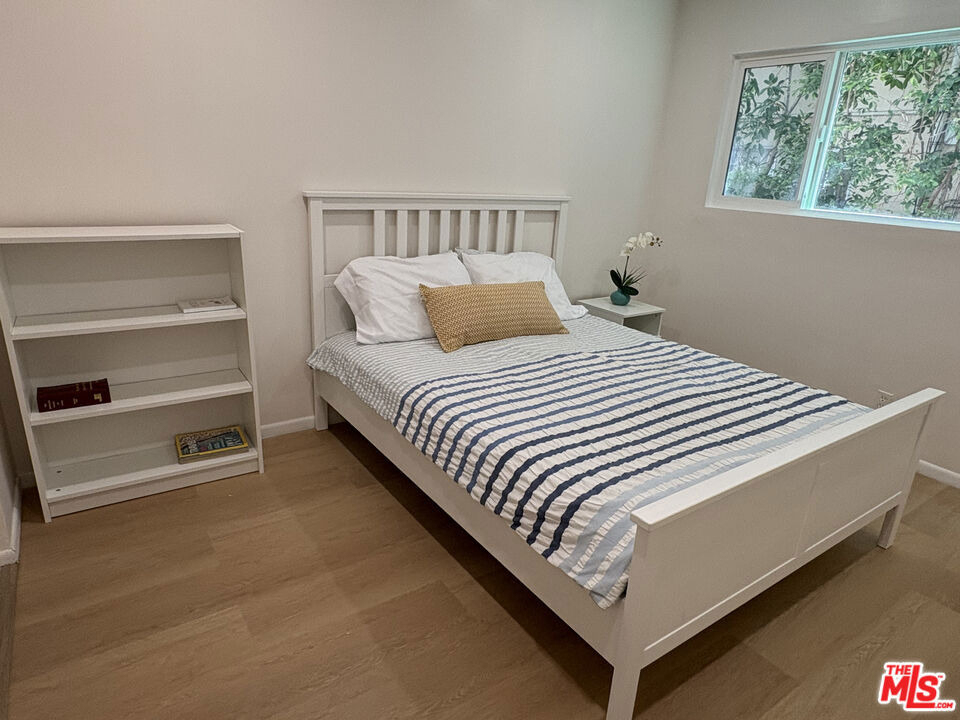 828 Lincoln Boulevard - Photo 7