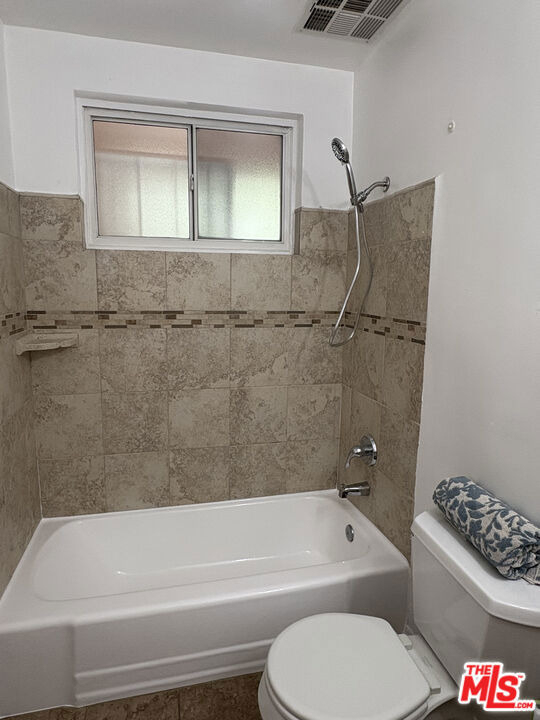 828 Lincoln Boulevard - Photo 10