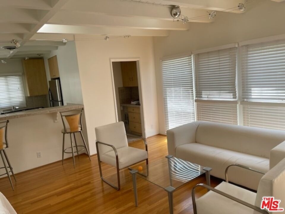 516 1/4 N San Vicente Boulevard - Photo 8