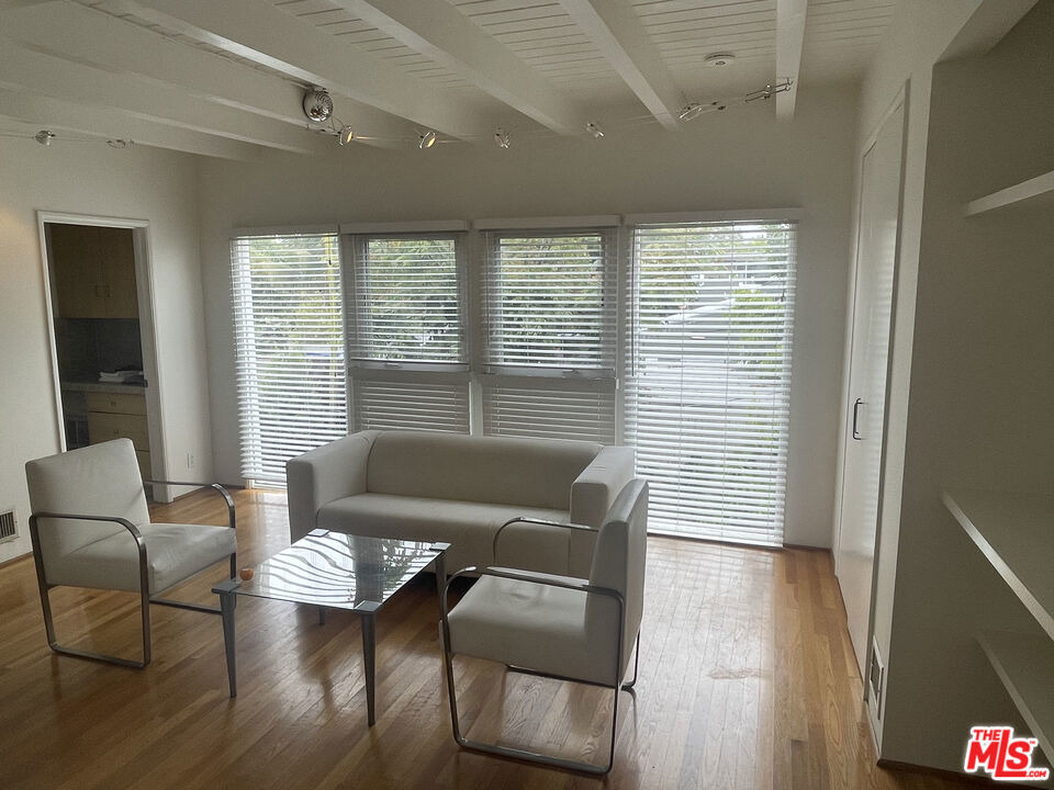 516 1/4 N San Vicente Boulevard - Photo 1