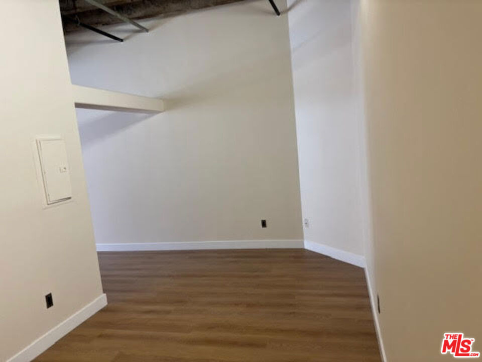 312 W 5th Street - Photo 12