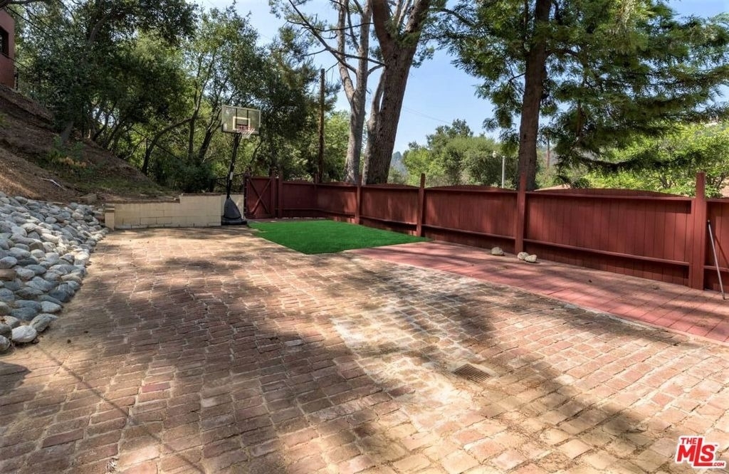 2462 Nalin Drive - Photo 14