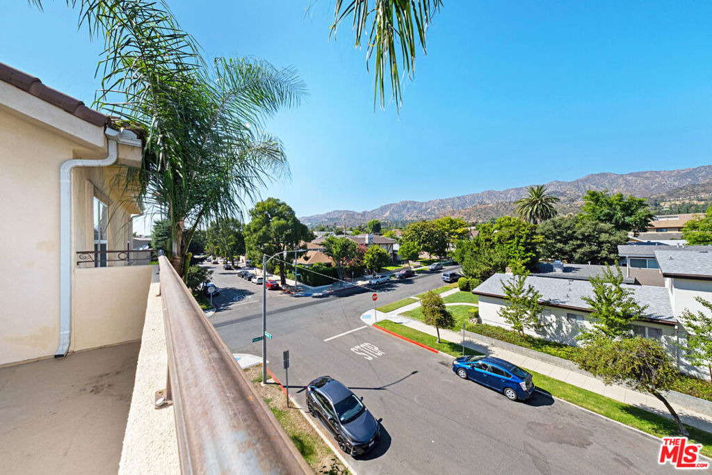 650 E Palm Avenue - Photo 30