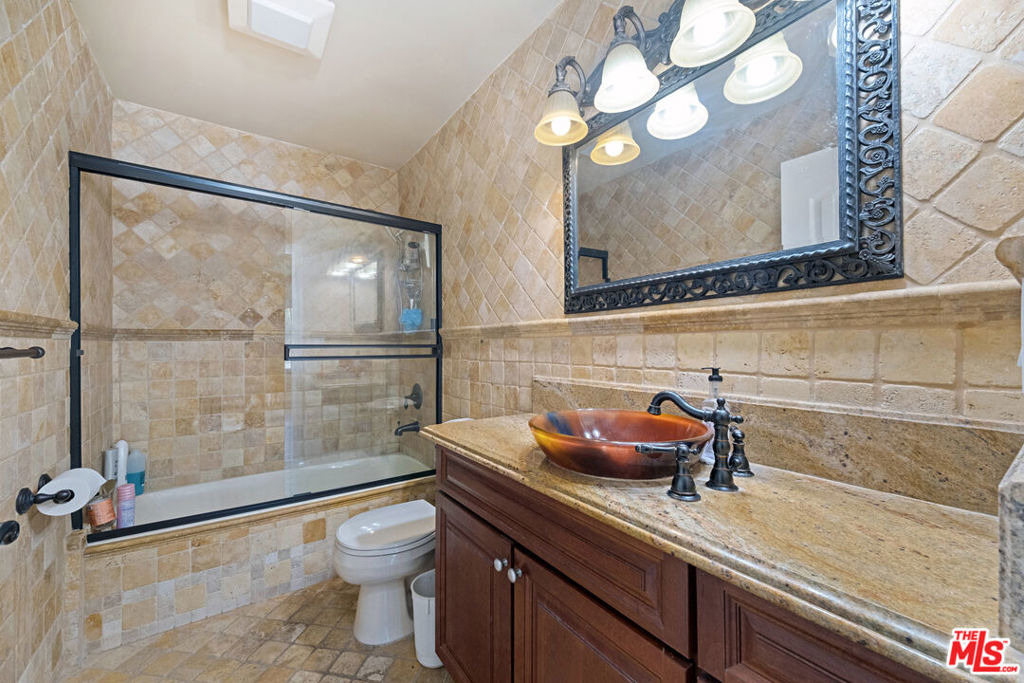 650 E Palm Avenue - Photo 36