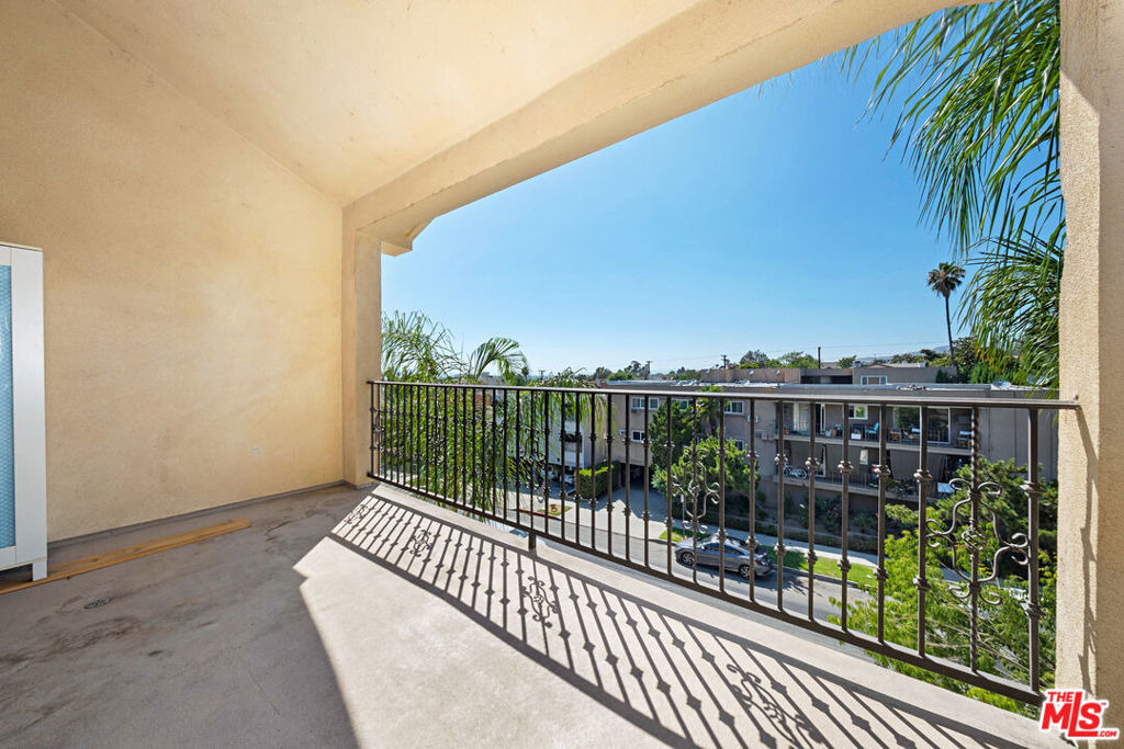 650 E Palm Avenue - Photo 13