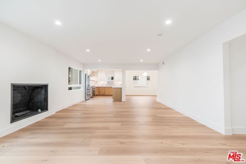 7964 Norton Avenue - Photo 10