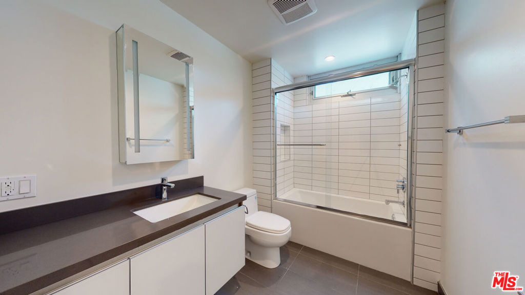 938 S Orange Grove Avenue - Photo 14