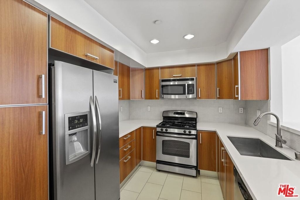 1518 Federal - Photo 1