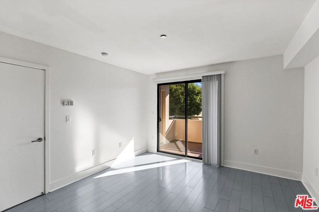 1518 Federal - Photo 11