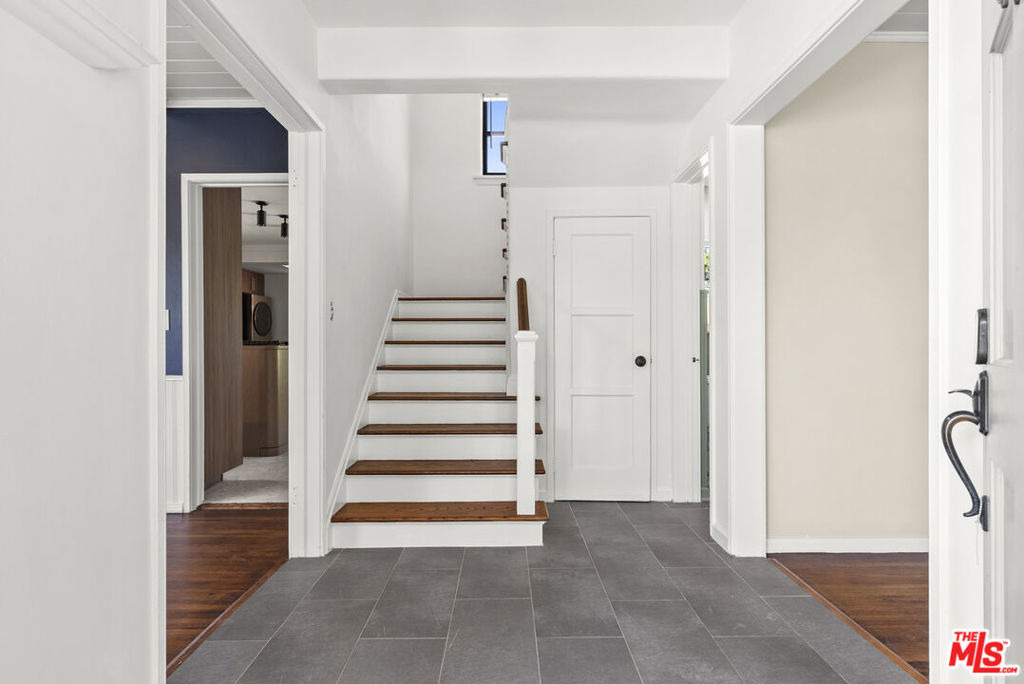 1400 Randall Street - Photo 2