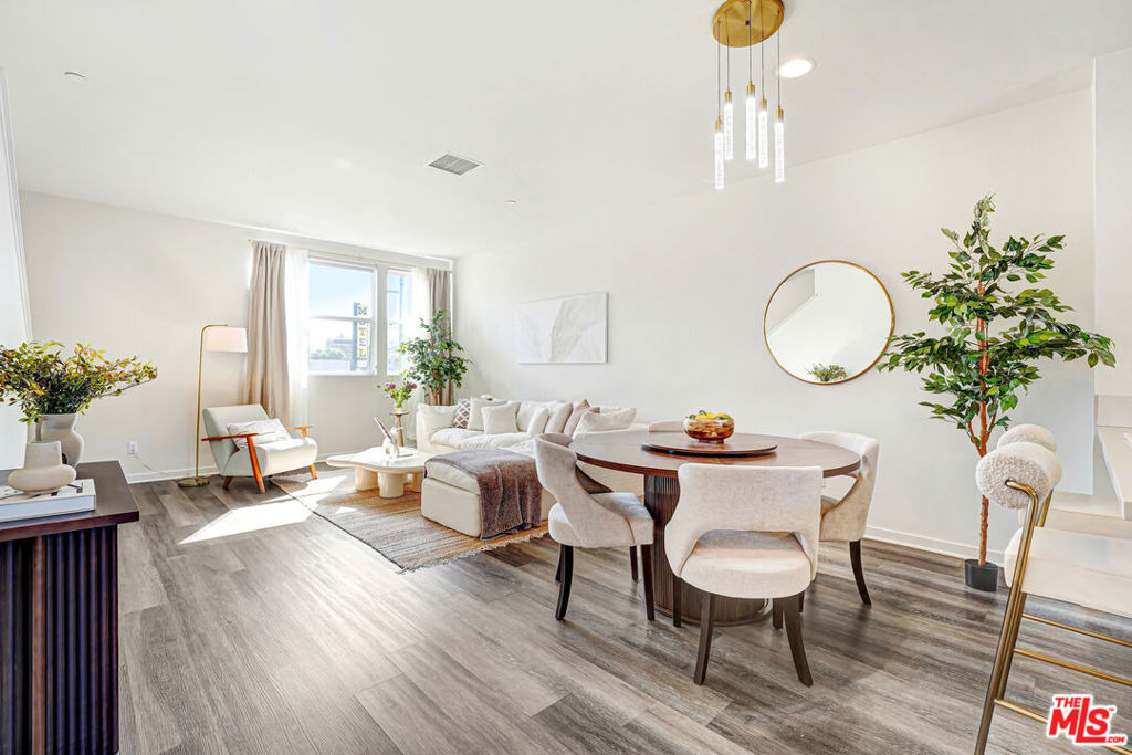 3945 Eagle Rock Boulevard - Photo 2