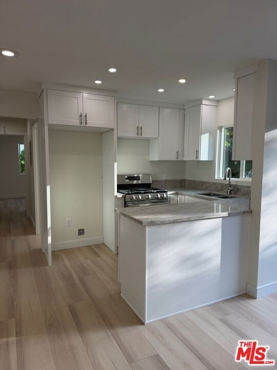 326 E Randolph Street - Photo 2