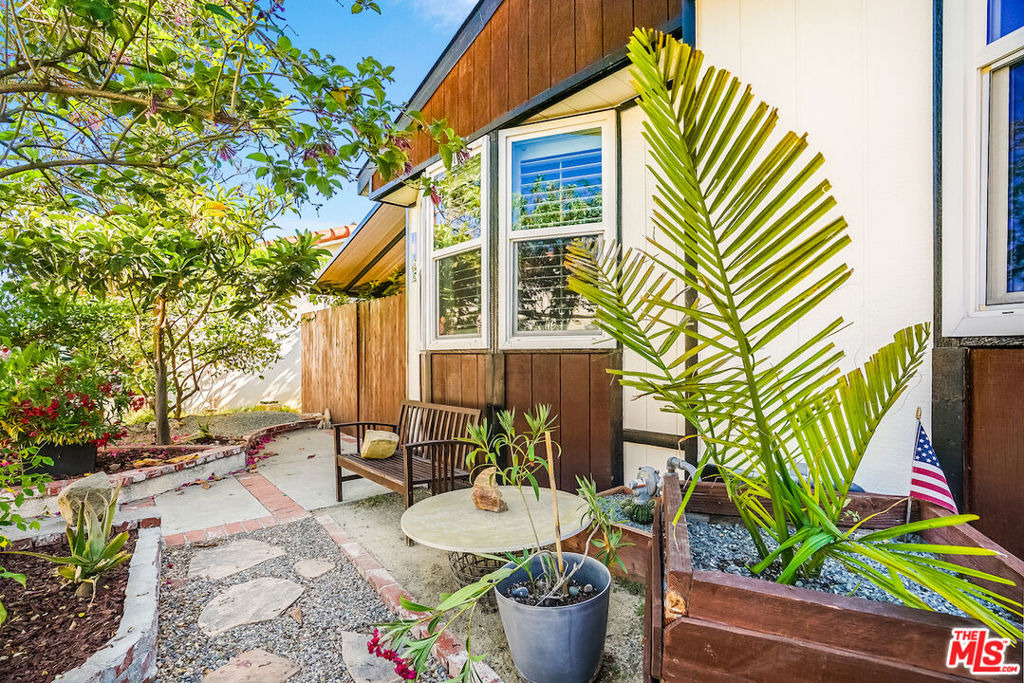 1165 Cherokee - Photo 14