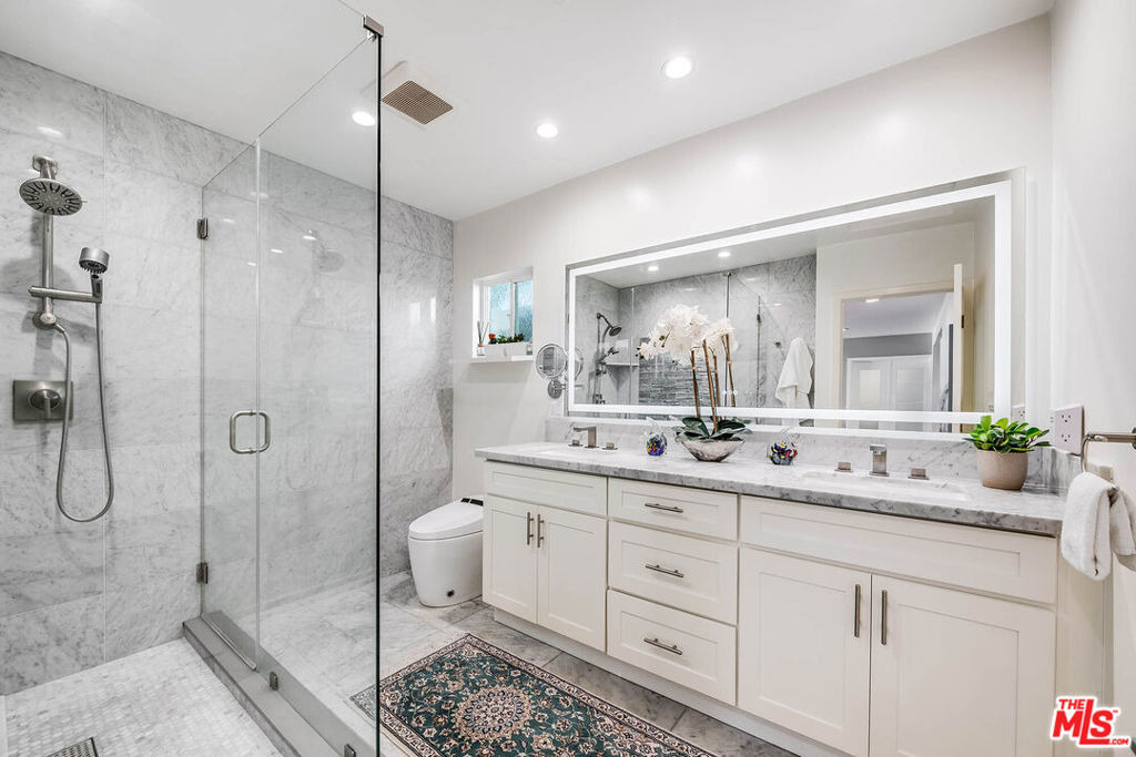 15237 Otsego Street - Photo 34