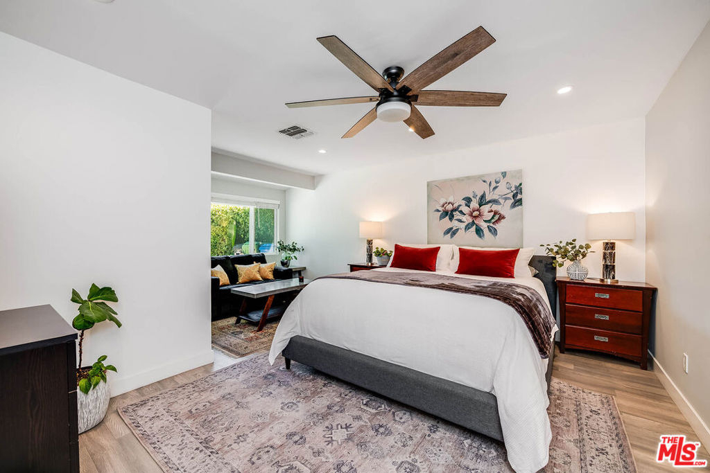 15237 Otsego Street - Photo 37