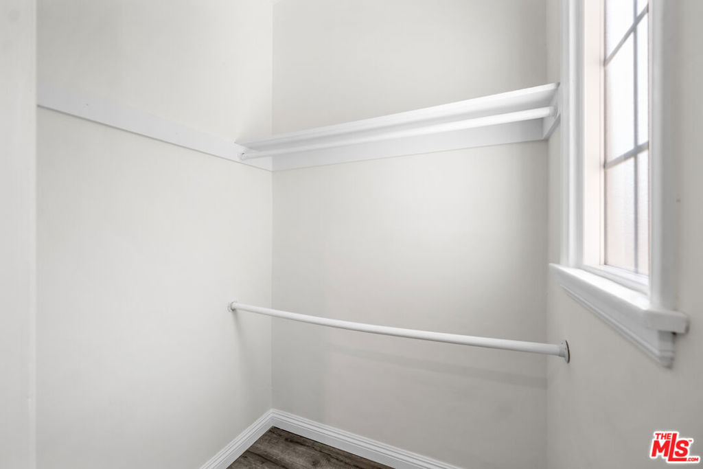 1221 4th Avenue - Photo 8