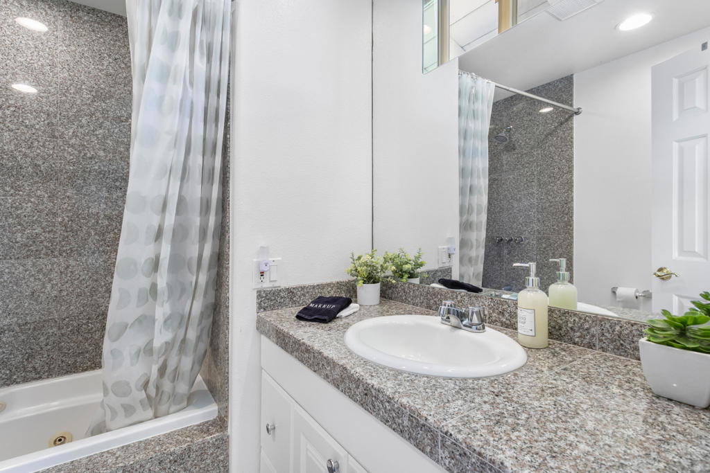 502 E Molino Road - Photo 24