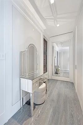 West 57th Street - Photo 11