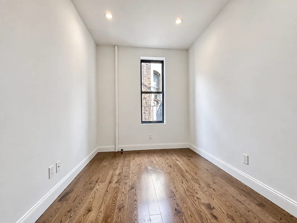 3620 Broadway - Photo 6