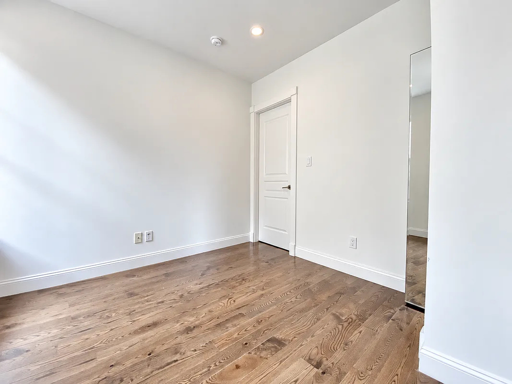 3620 Broadway - Photo 10