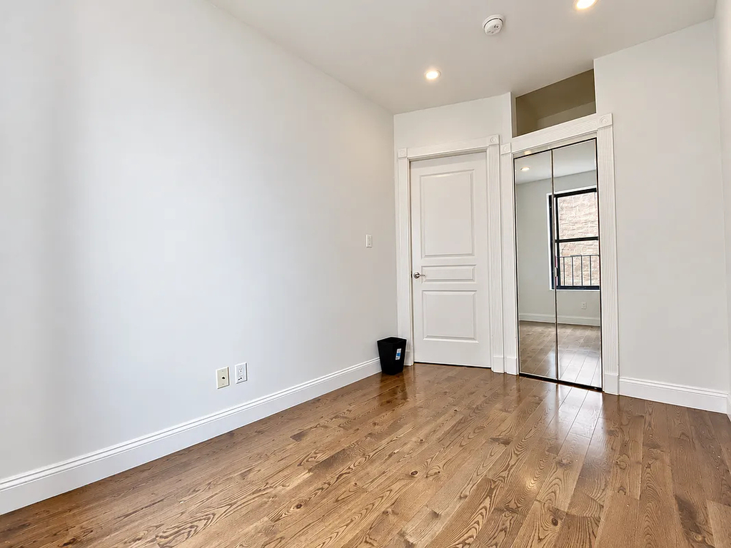 3620 Broadway - Photo 12