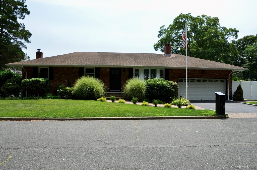 18 Sterling Place - Photo 2