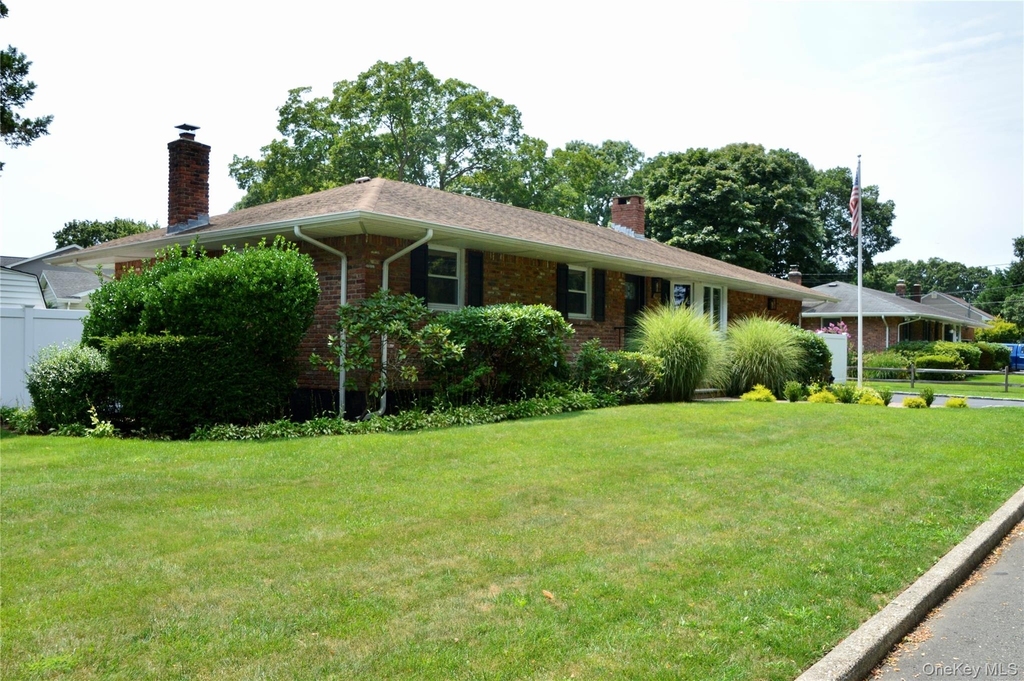 18 Sterling Place - Photo 1