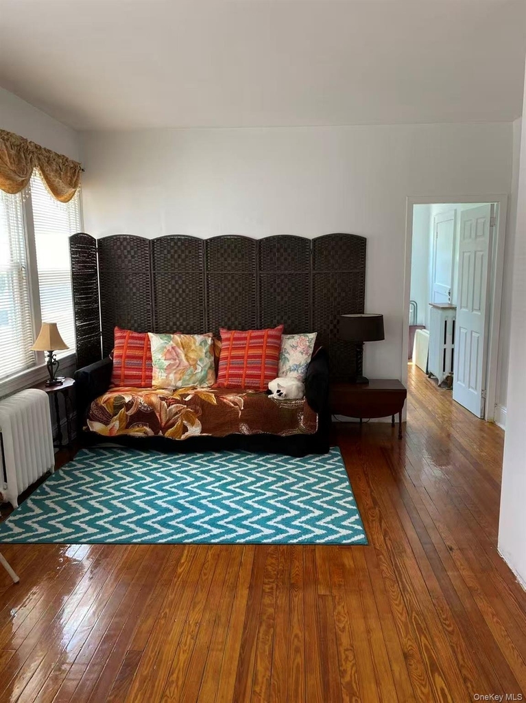 4361 161st Street - Photo 2