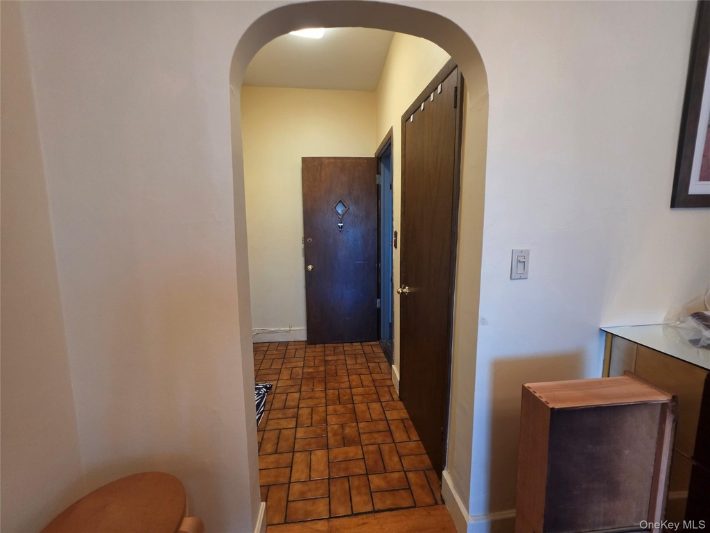 51 Tower - Photo 1