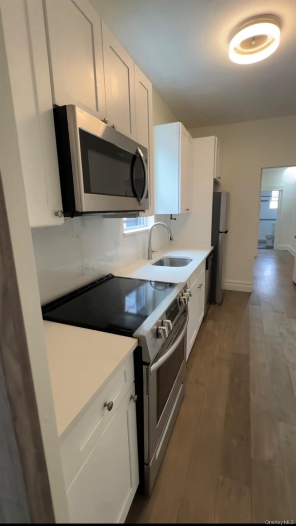 6819 62nd Street - Photo 2