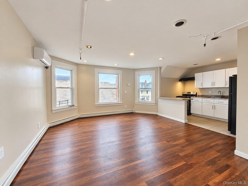 241 Beach 118th Street - Photo 4