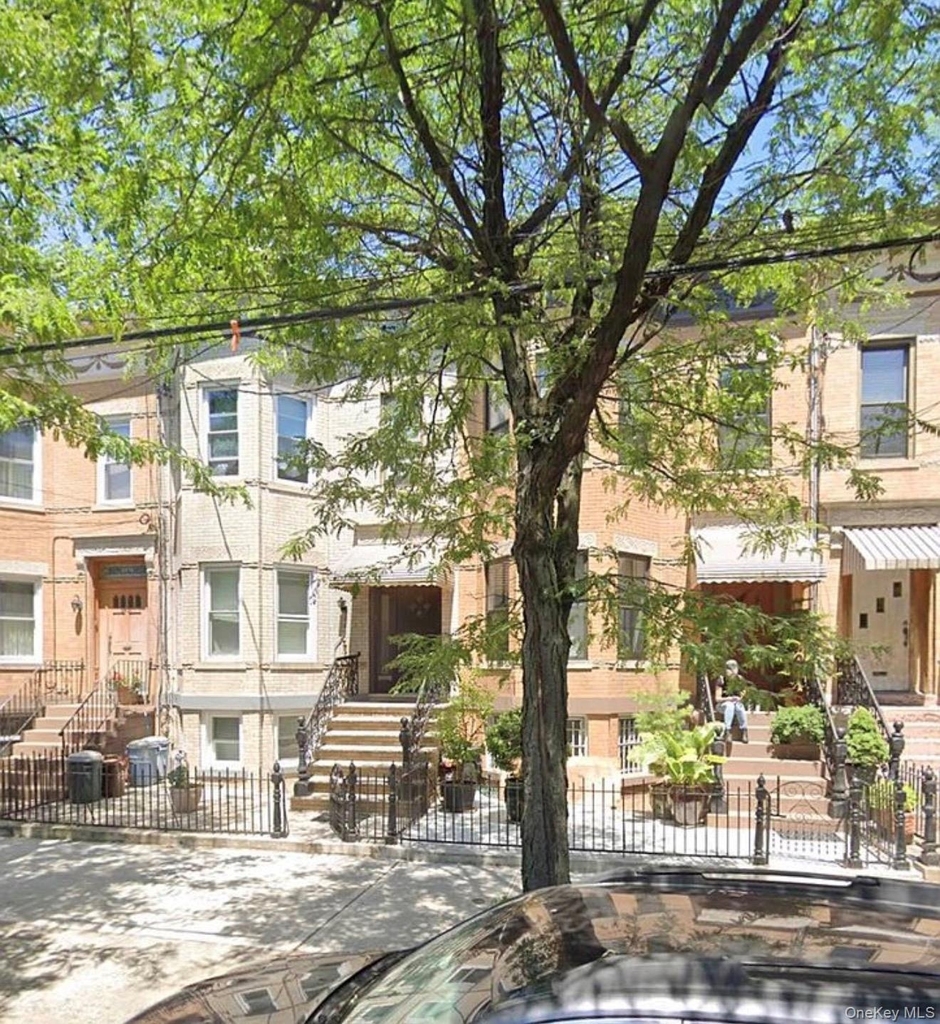 6433 68th Avenue - Photo 4