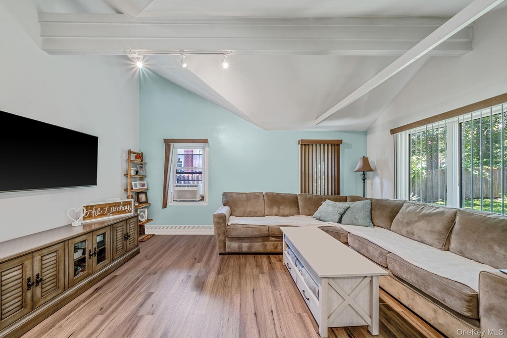 10 Community Road - Photo 4