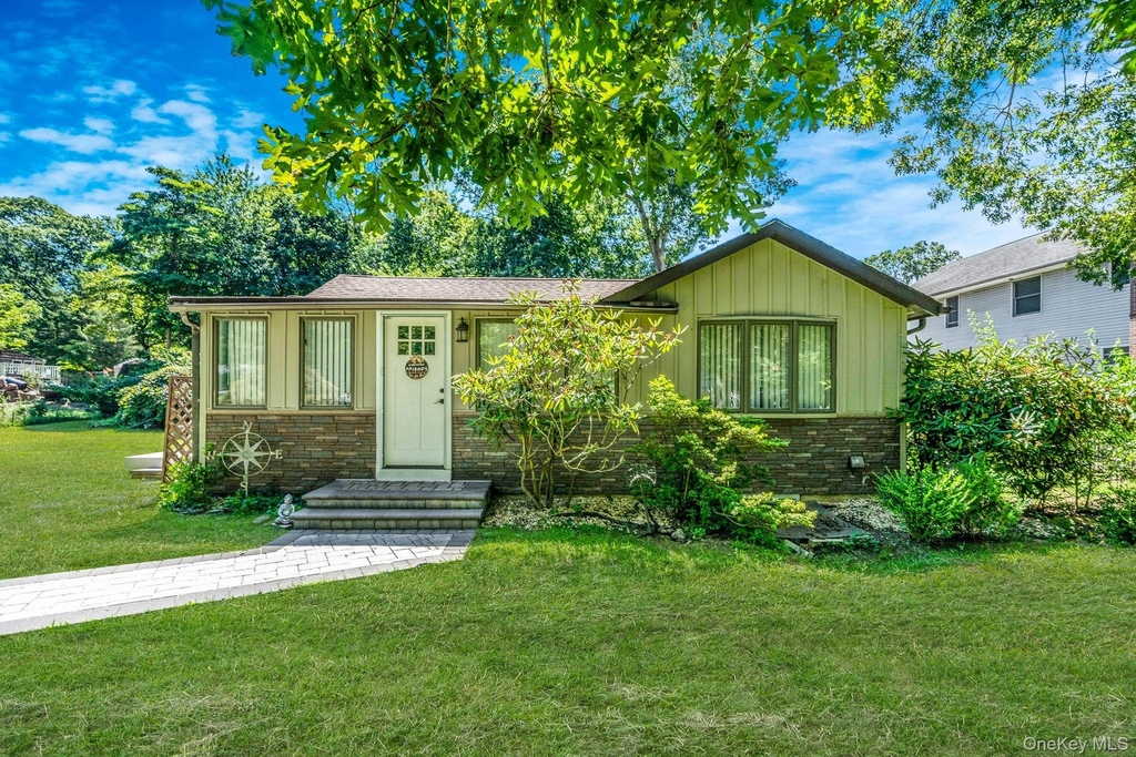 10 Community Road - Photo 1