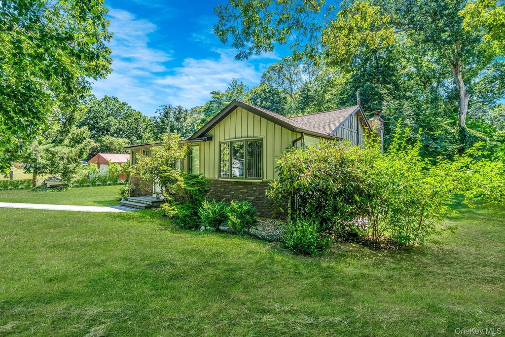 10 Community Road - Photo 16