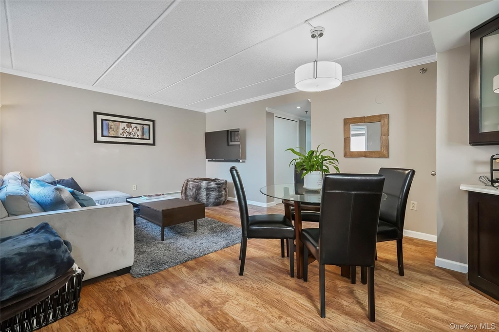 123 Mamaroneck Avenue - Photo 8