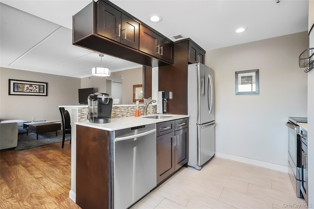 123 Mamaroneck Avenue - Photo 6