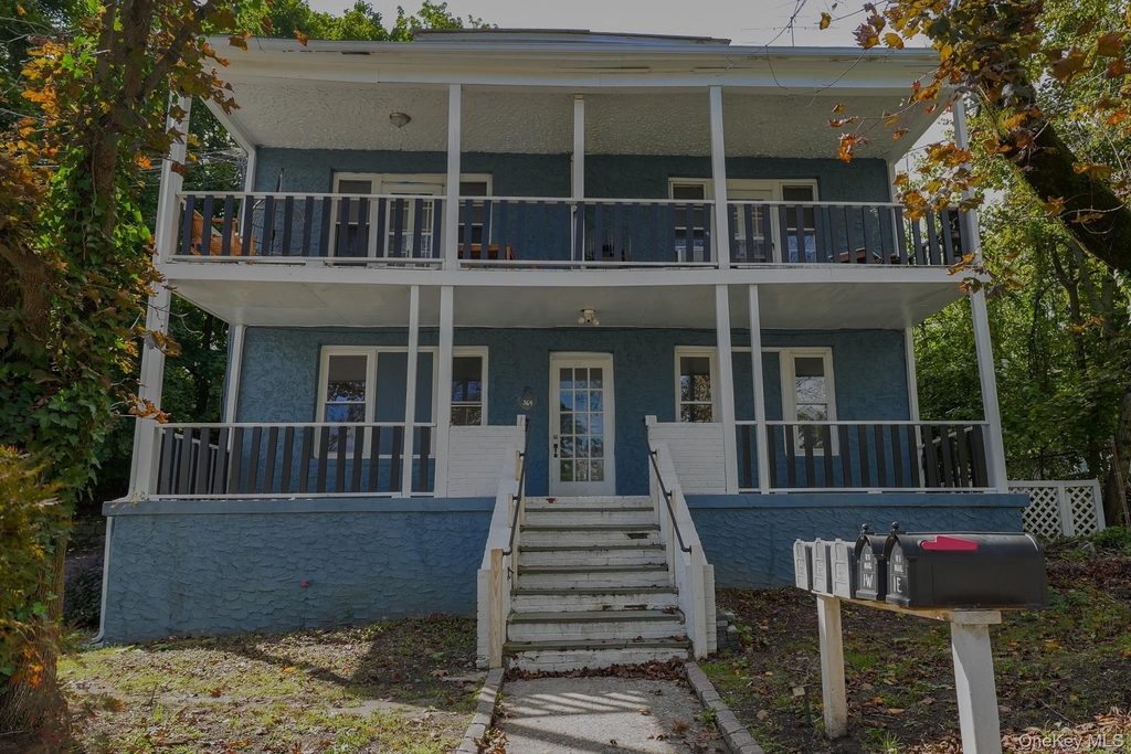 364 Ashford Avenue - Photo 1