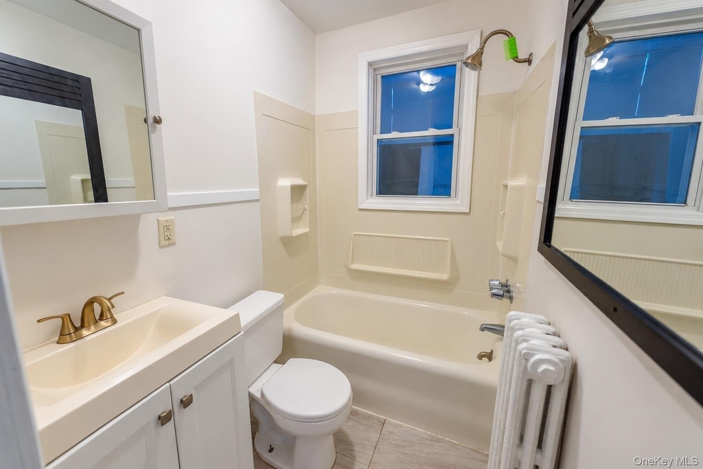364 Ashford Avenue - Photo 4