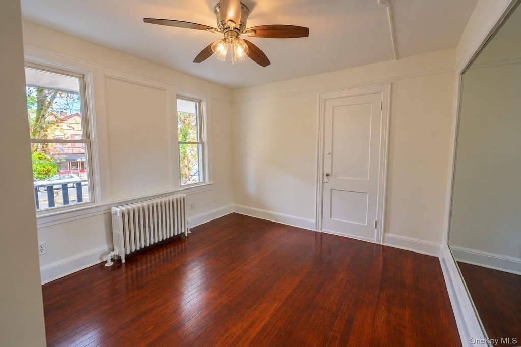 364 Ashford Avenue - Photo 7