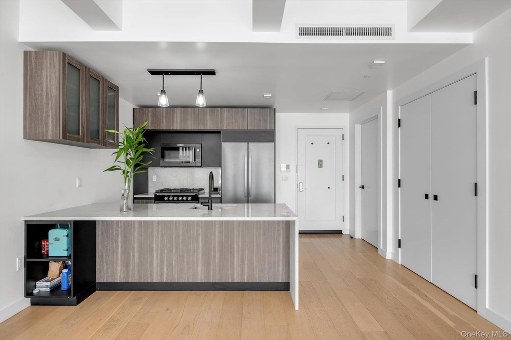 5-33 48th Avenue - Photo 3