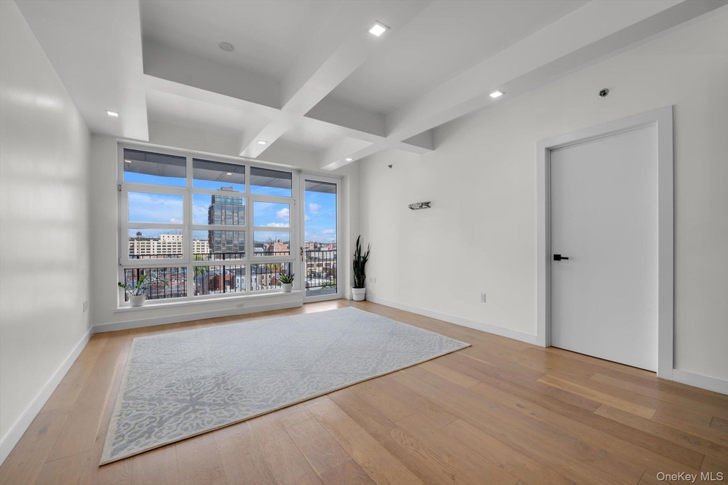 5-33 48th Avenue - Photo 1