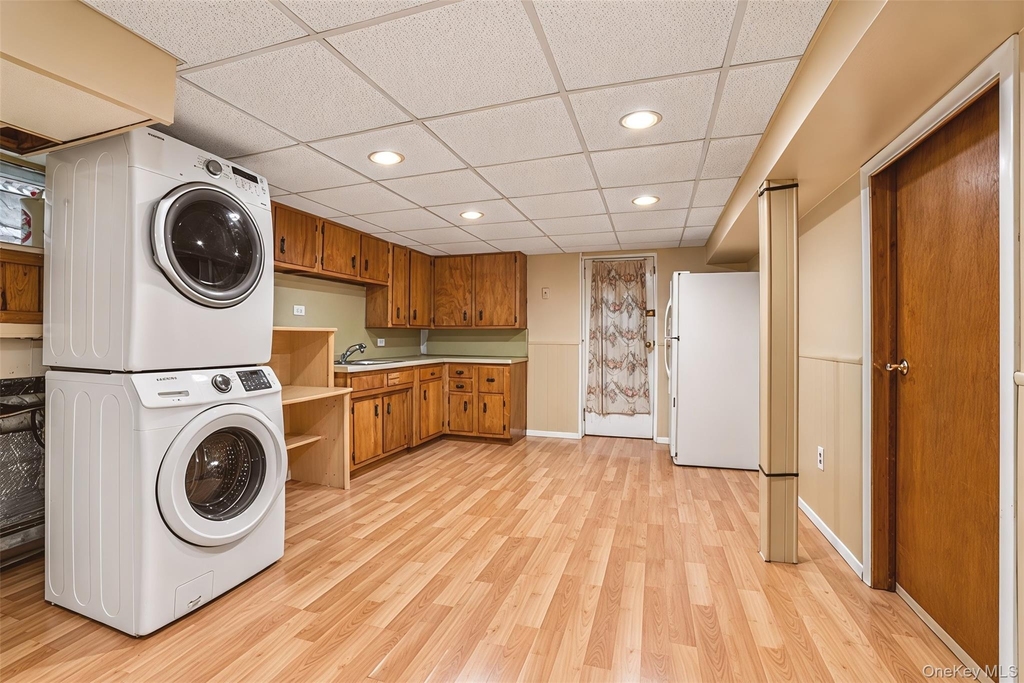711 Covert Avenue - Photo 16