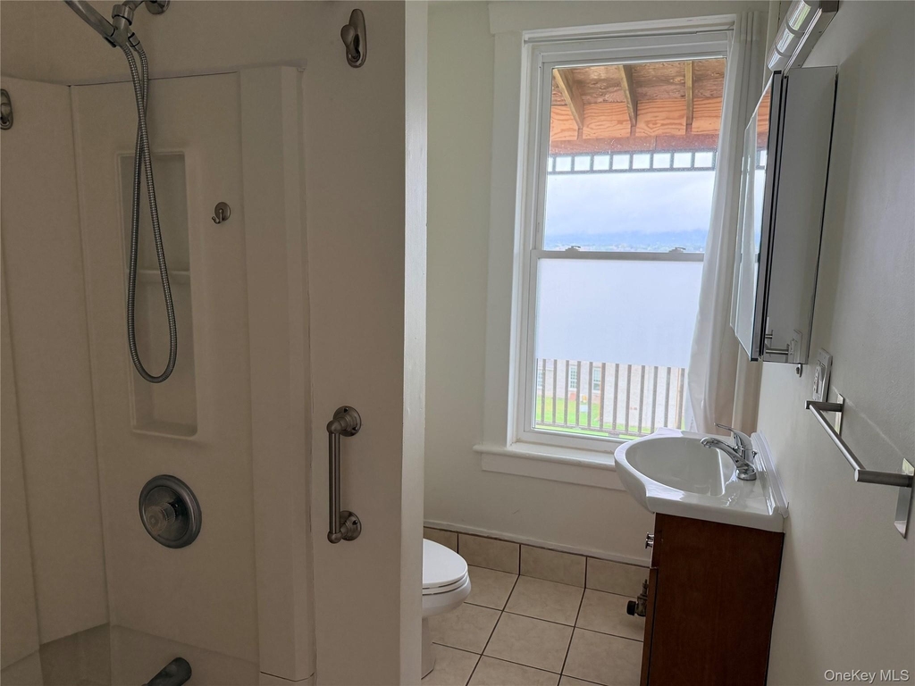 172 Grand Street - Photo 18